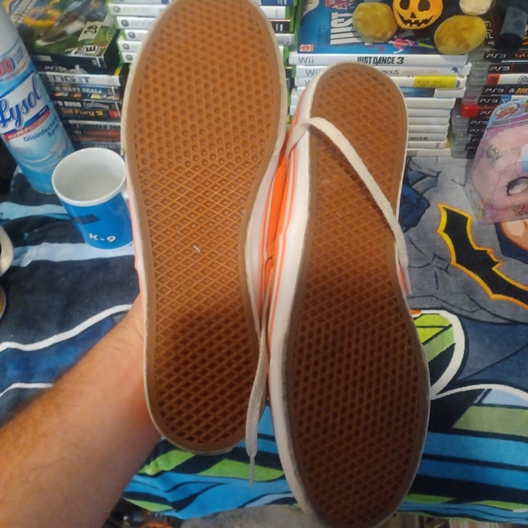 Pink off the wall vans size 8 - Picture 3 of 4